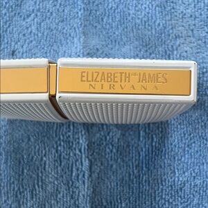 Elizabeth and James Nirvana White and Gold Fragrance